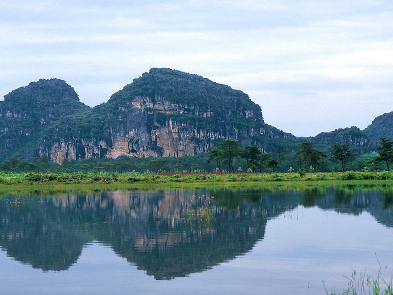 最长的指甲-奇特的男性