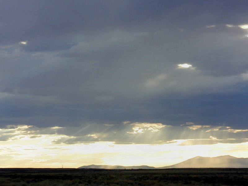 吃帽子的男人-奇特的男性