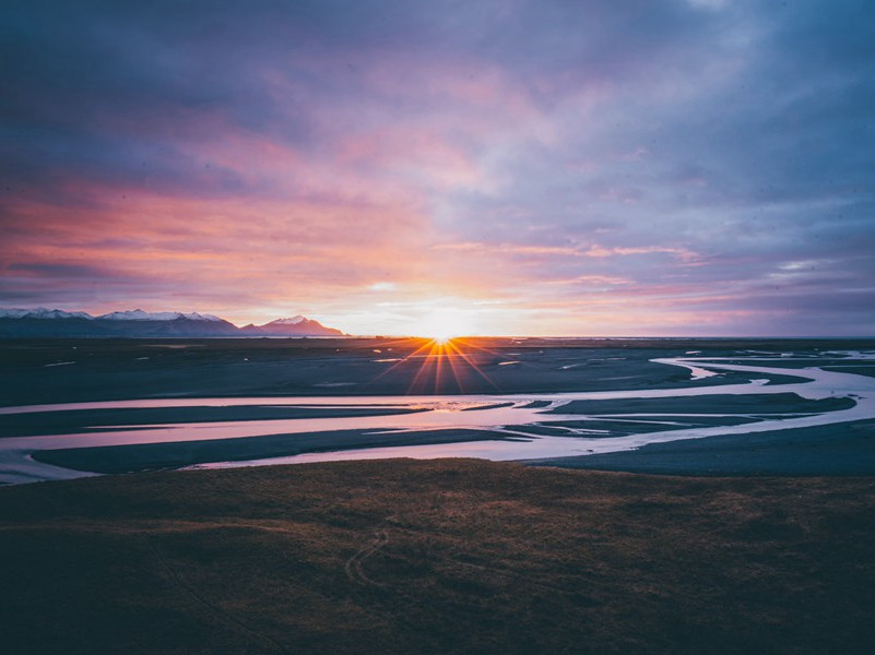 人和象吃香蕉比赛-趣味运动兑技