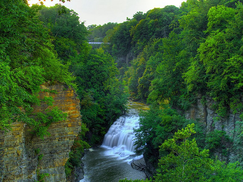 埃及最早的石造建筑物-人类与神的使命