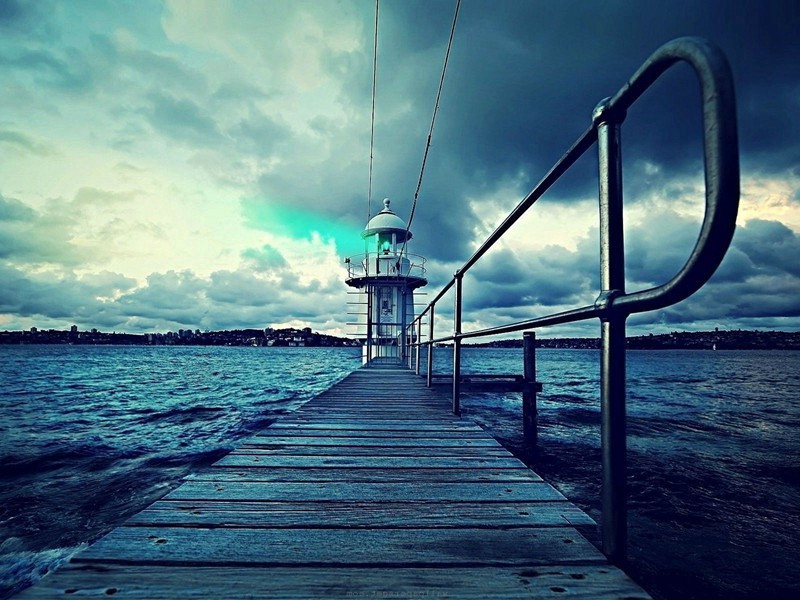 操舵的难题-危险的航程