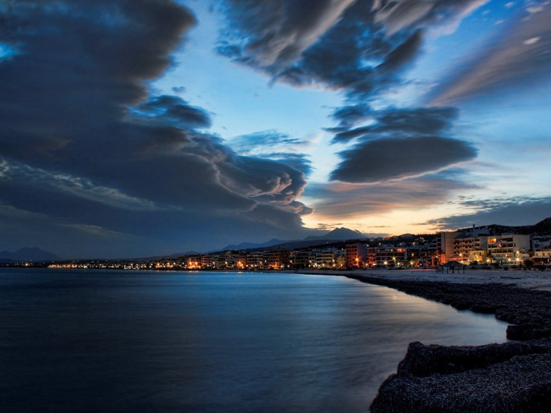 历史创伤与孩童的纯真反应-以上帝的名义目睹过去的残酷