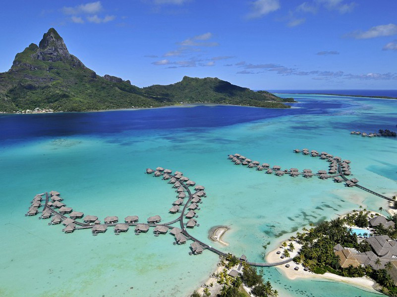 战争中的少女-间谍的秘密行动