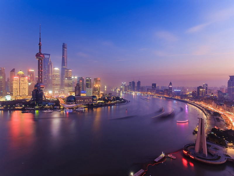 沦为“燕子”却是为情夫-哈莉