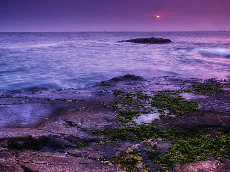 “调戏”女孩的UFO-UFO与人类过招的奇闻怪事