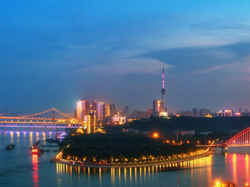 美国在隐瞒什么-人类应对UFO之计划